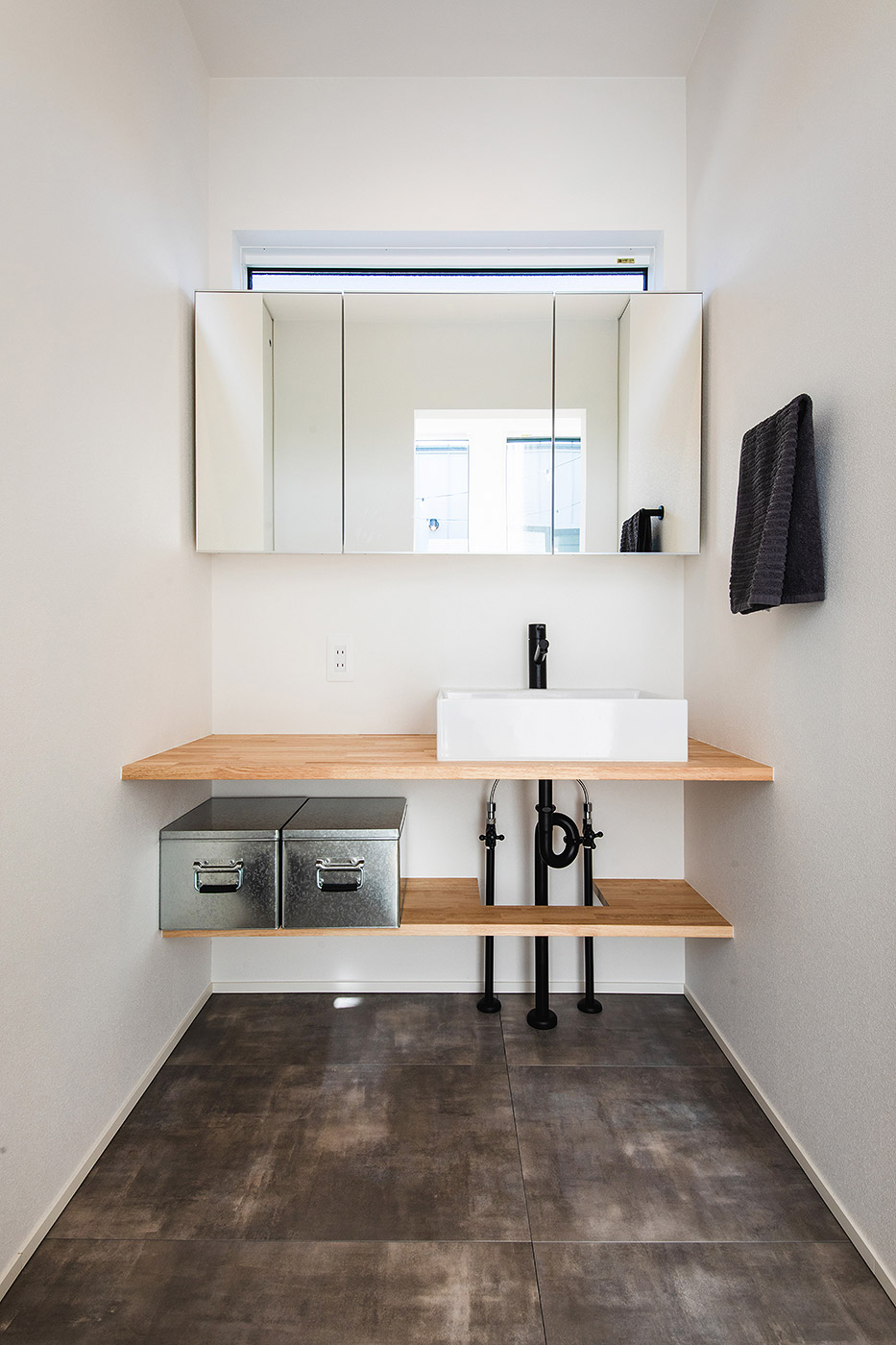 スタイリッシュな洗面台