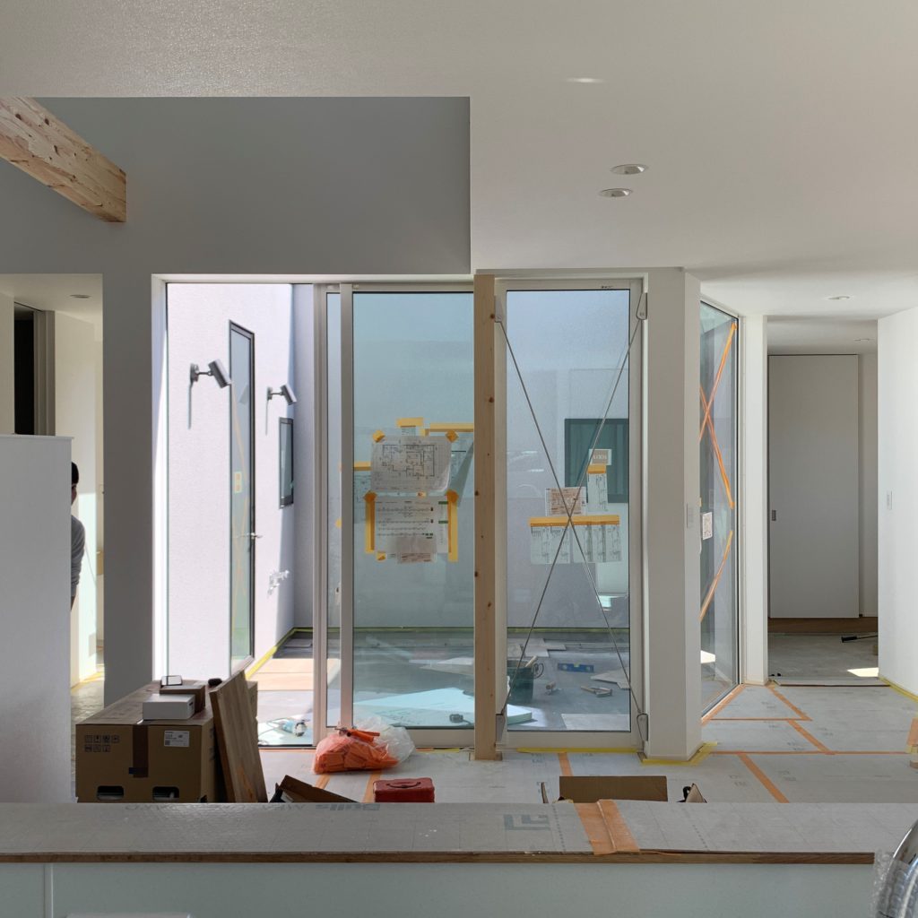 プライベートコートを持つお住いがまもなく完成します