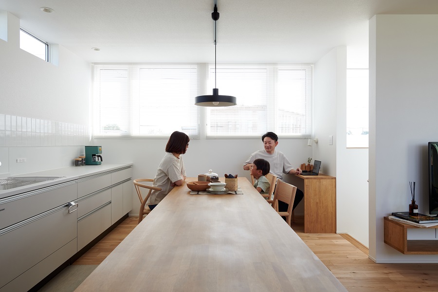 2階リビングで実現した明るい家に大満足です！