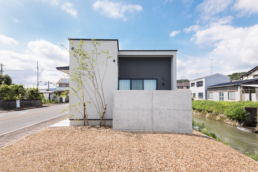 平屋の横河