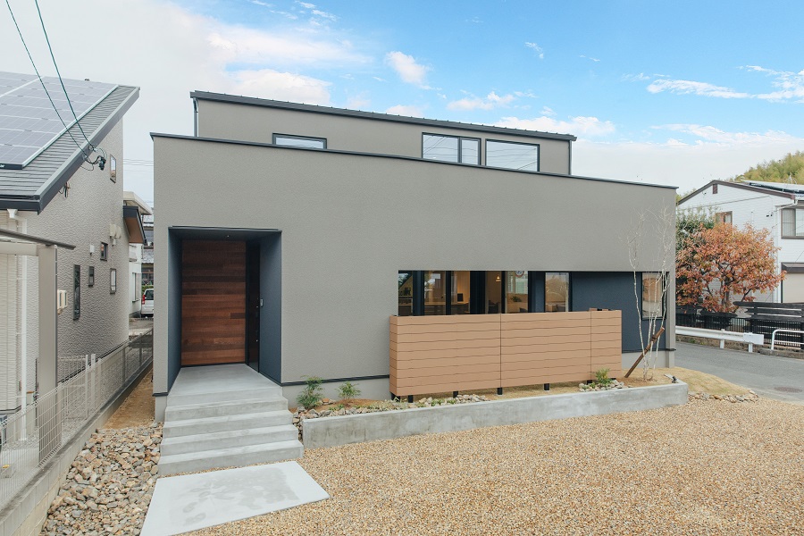 開放と閉鎖、矛盾を克服した家