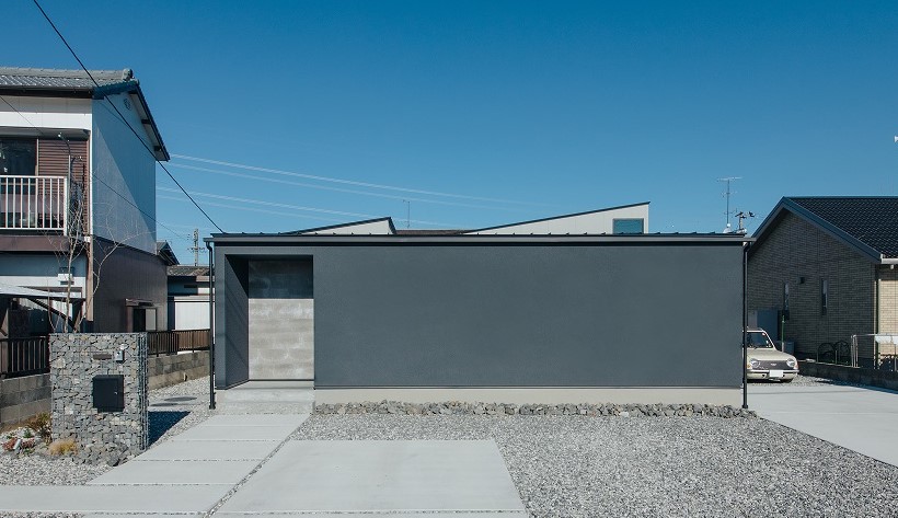 格好良いが際立つ！平屋のガレージハウス