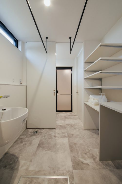 裏動線のランドリー