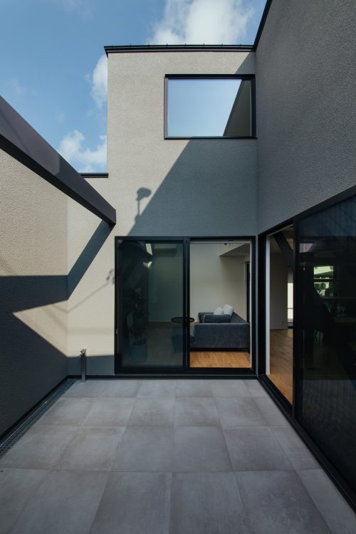 北側に設けた中庭