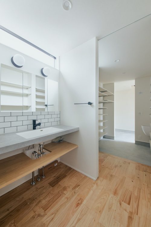 動線上にある洗面化粧台