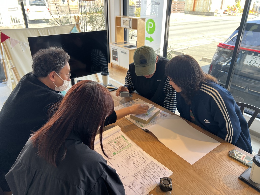 浜松 注文住宅｜中庭と洞窟ヌックの間取り提案