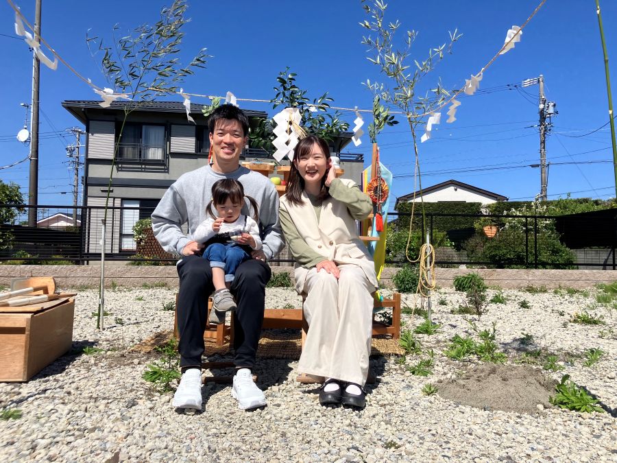 浜松の青空の下、N様邸の地鎮祭を執り行いました☀